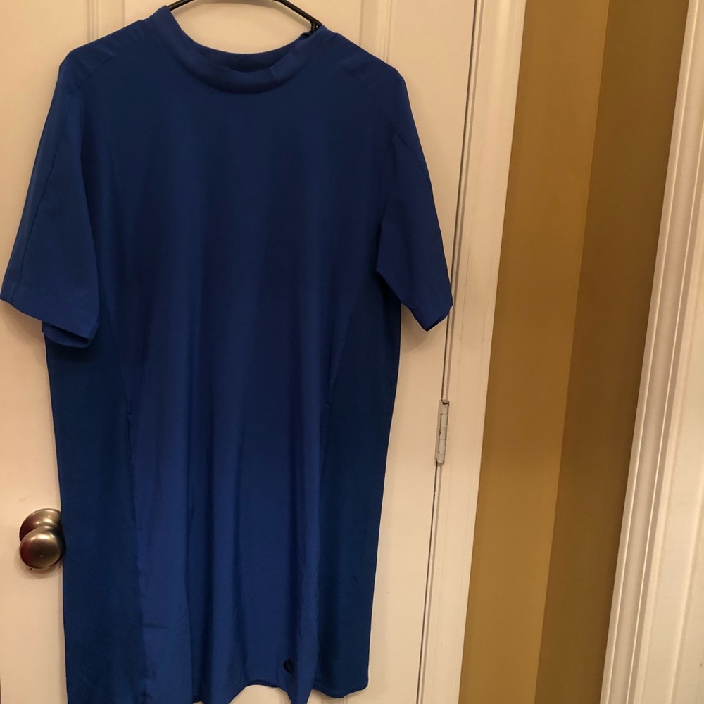 Women Nike dress size large